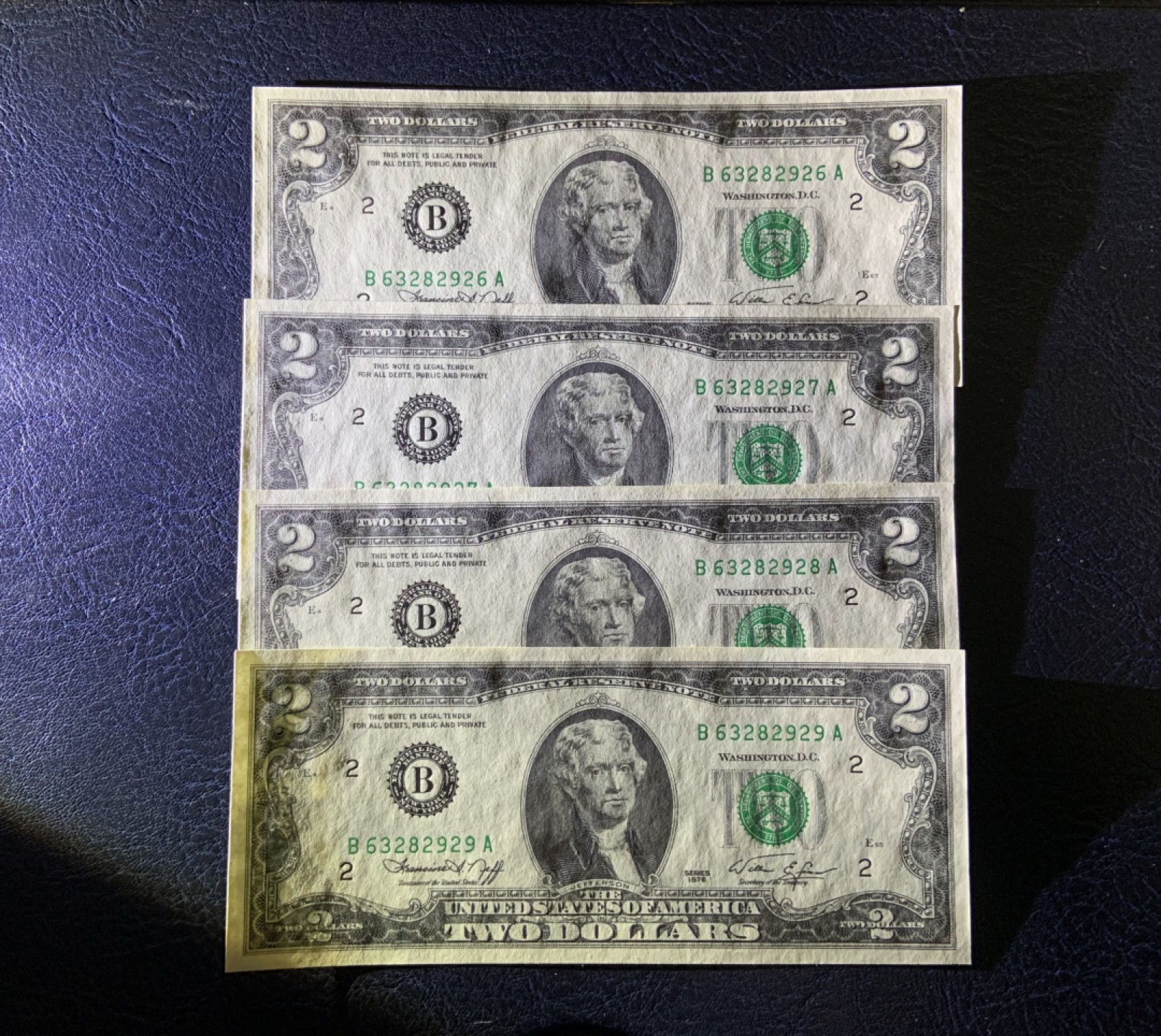 收藏联盟Quantum Auction 第223期拍卖 美国1976年联邦储备券2元四连号 品相全新UNC