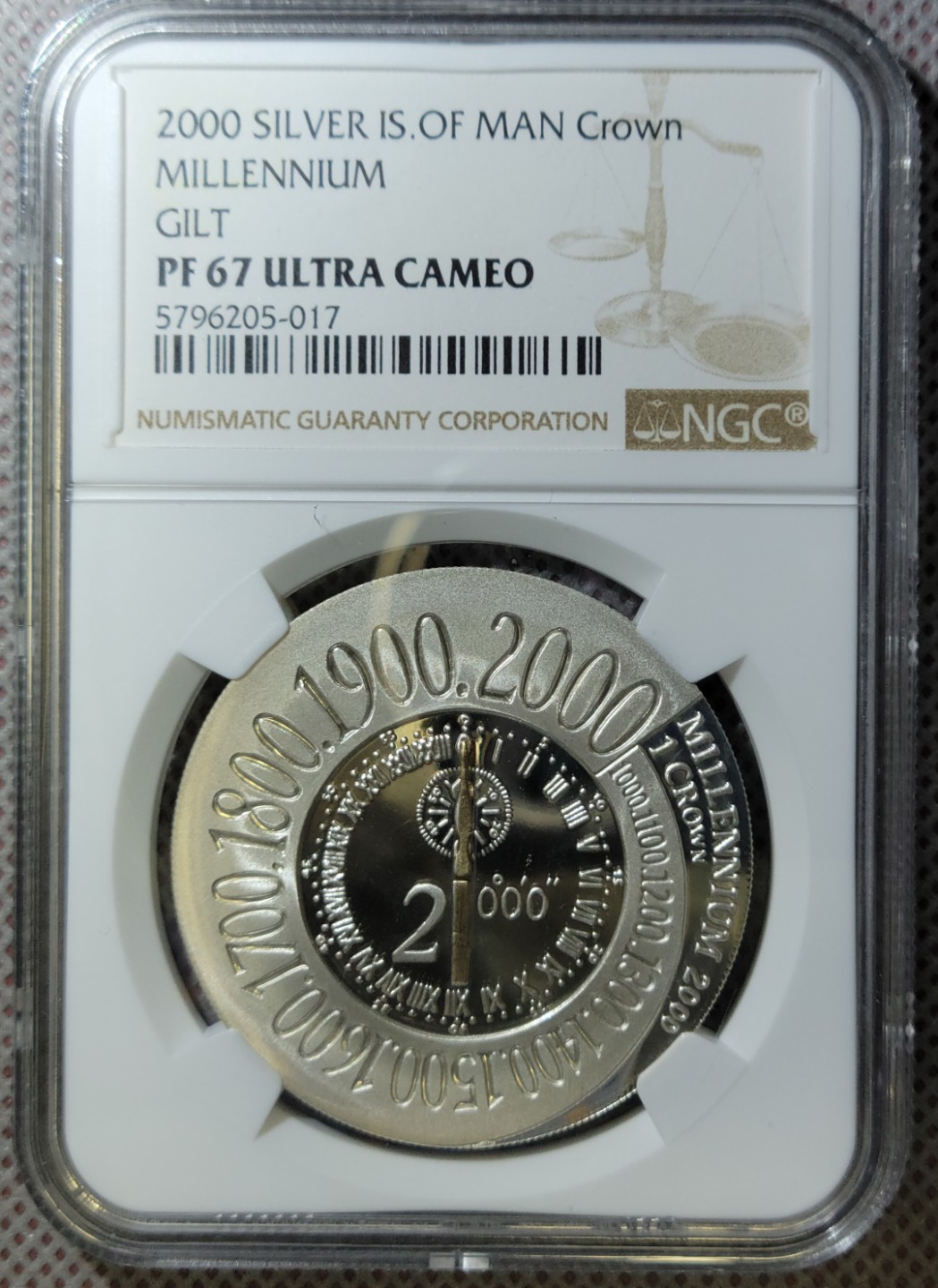 马恩岛 – 2000年千禧精密铸造银表冠，.925 1盎司银38.6毫米，NGC PF 67超浮串