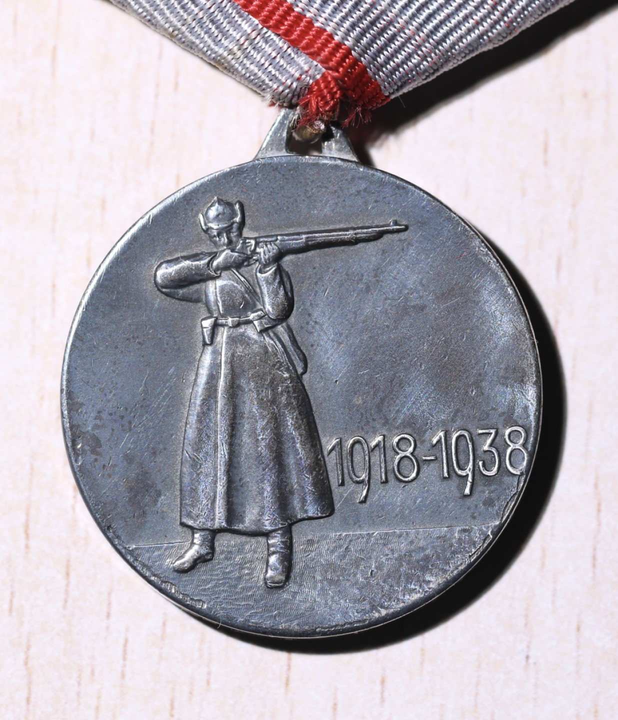 大猫徽章拍卖第213期 苏联红军建军二十周年纪念奖章 大挂版 银制珐琅