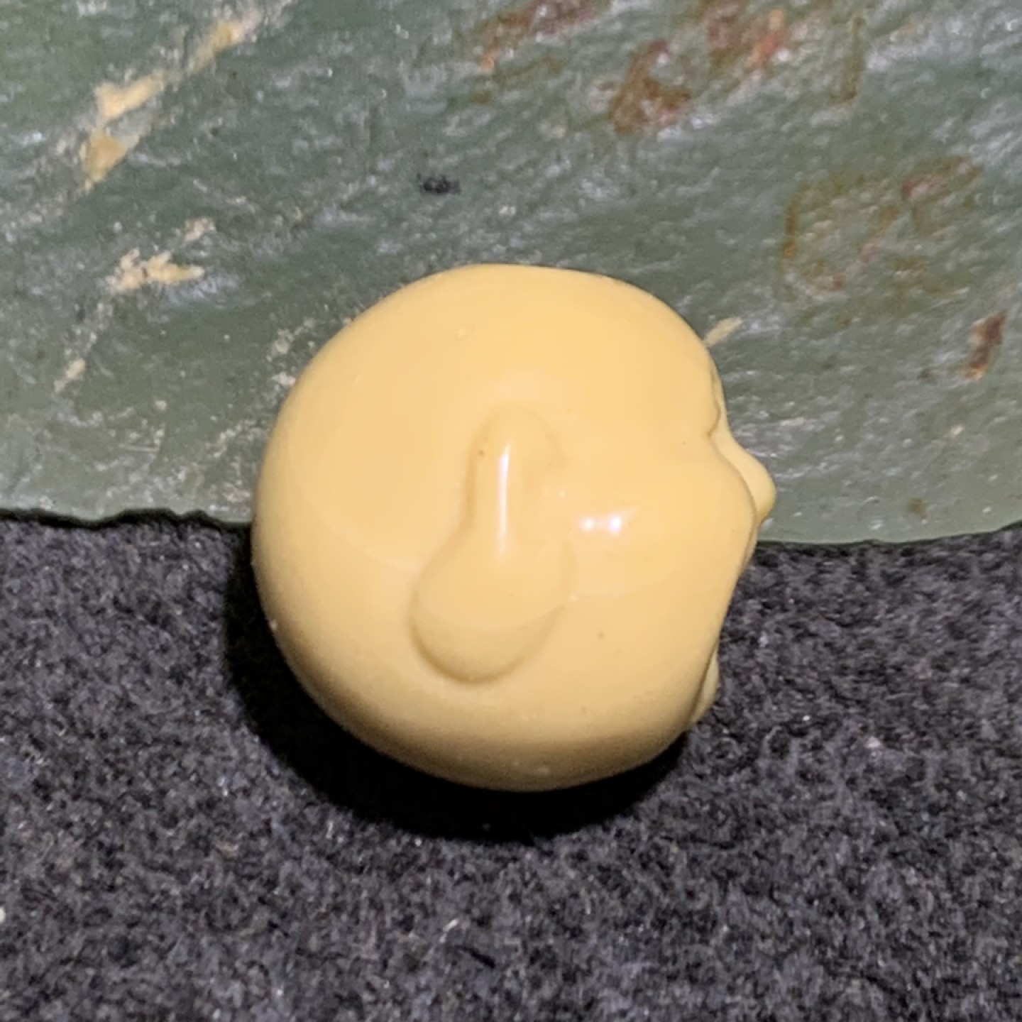 精美高玉化缅甸黄玉雕刻笑佛一个