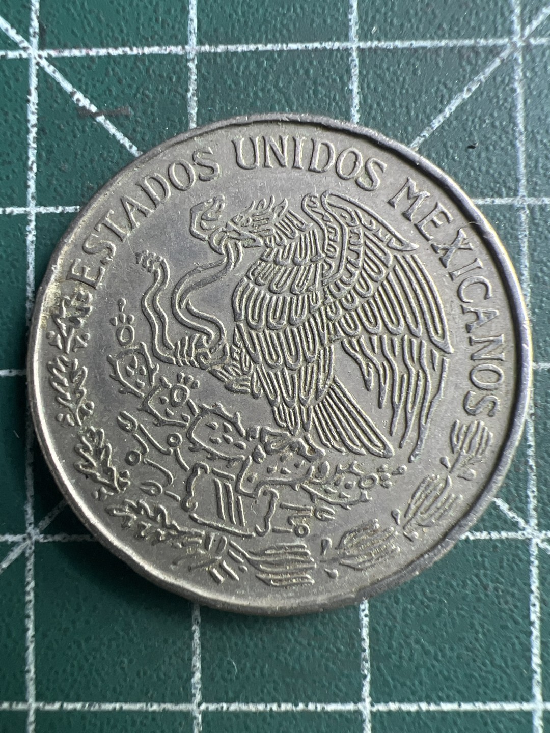 泡泡堂第188期  世界硬币邮票（无押金，无佣金，捡漏，全场20包邮，偏远地区除外） 墨西哥大一元。