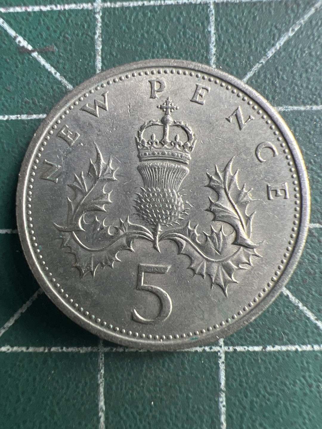 泡泡堂第188期  世界硬币邮票（无押金，无佣金，捡漏，全场20包邮，偏远地区除外） 英国5便士