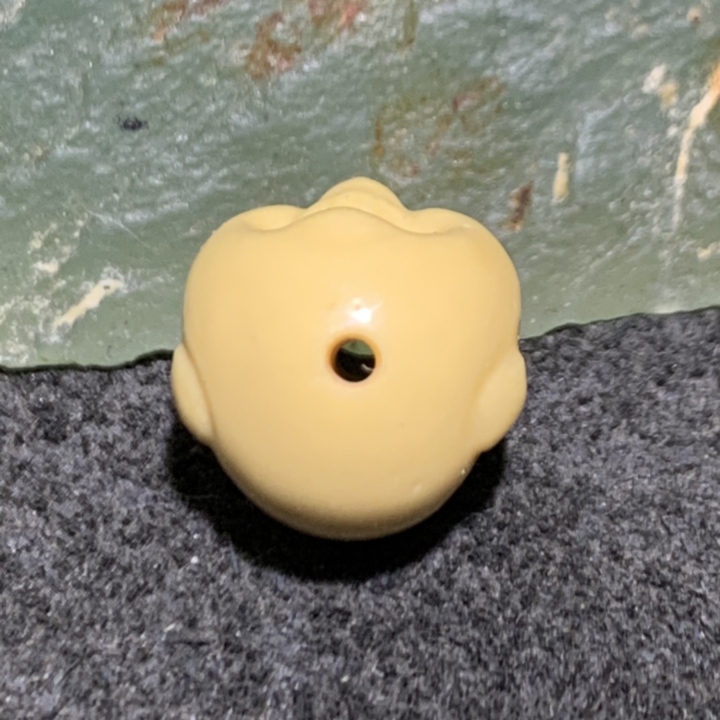 精美高玉化缅甸黄玉雕刻笑佛一个