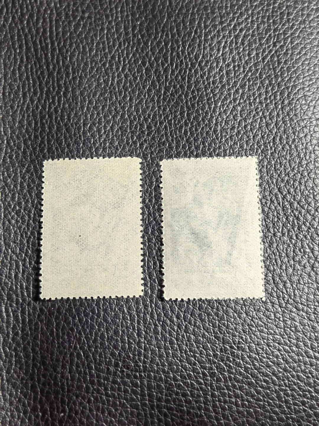 洪涛臻品批发群  精选邮票限时拍卖第一百四十期 纪14儿童新全  版撕 上品  轻微小软折，整体品相非常不错，喜欢不要错过