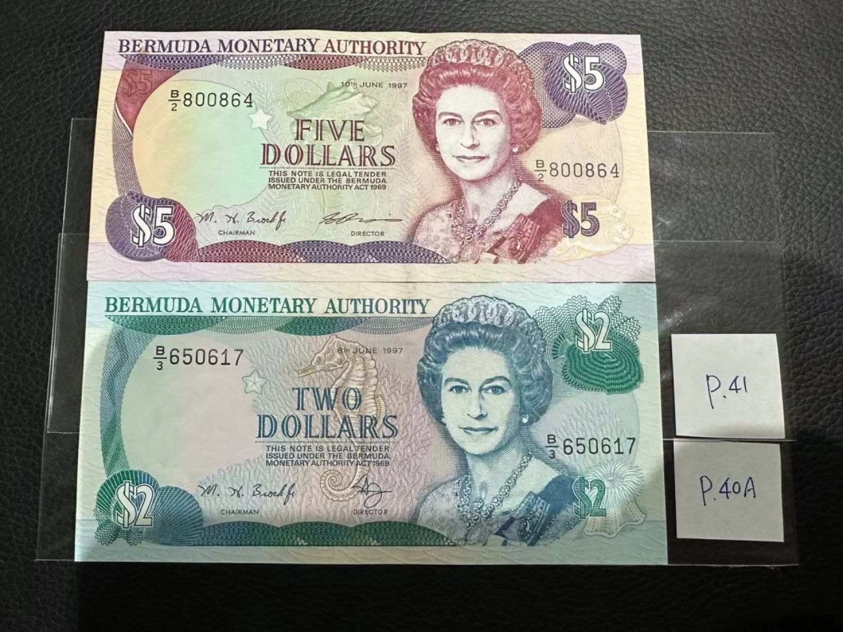 《外钞收藏家》第二百三十期英国女王专场（百慕大与东加勒比） 百慕大1997年2/5元小套	P40A/41   全新UNC