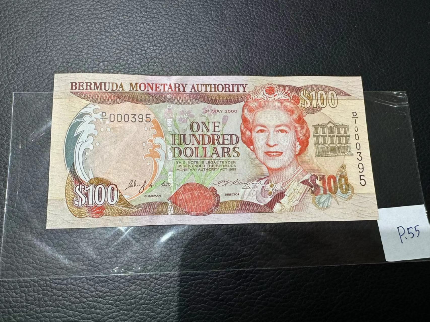 《外钞收藏家》第二百三十期英国女王专场（百慕大与东加勒比） 百慕大2000年100元，395号券	P55 全新UNC