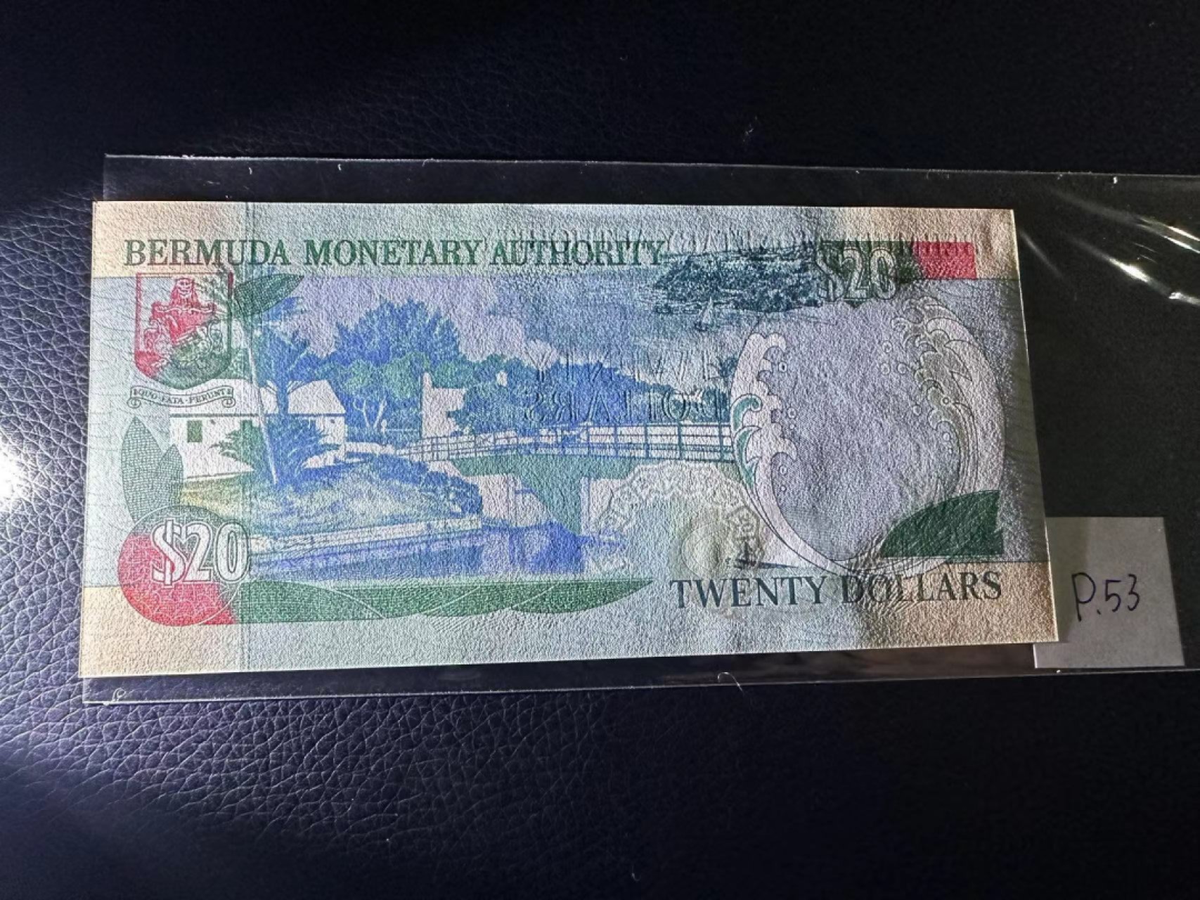 《外钞收藏家》第二百三十期英国女王专场（百慕大与东加勒比） 百慕大2000年20元，398号券	P53 全新UNC