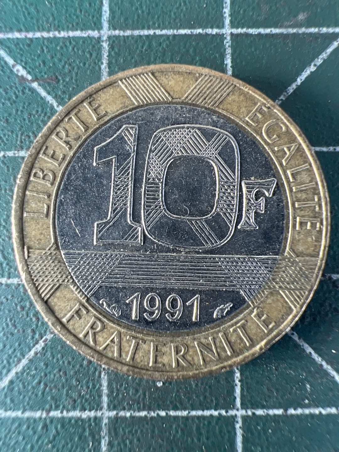 泡泡堂第264期  世界硬币 （无押金，捡漏，全场20包邮，偏远地区除外，接收代拍业务） 法国小飞人