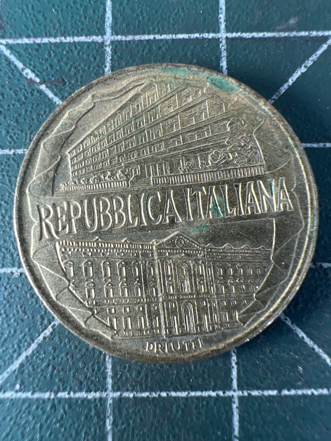 泡泡堂第193期  世界硬币（无押金，无佣金，捡漏，全场20包邮，偏远地区除外） 意大利纪念币