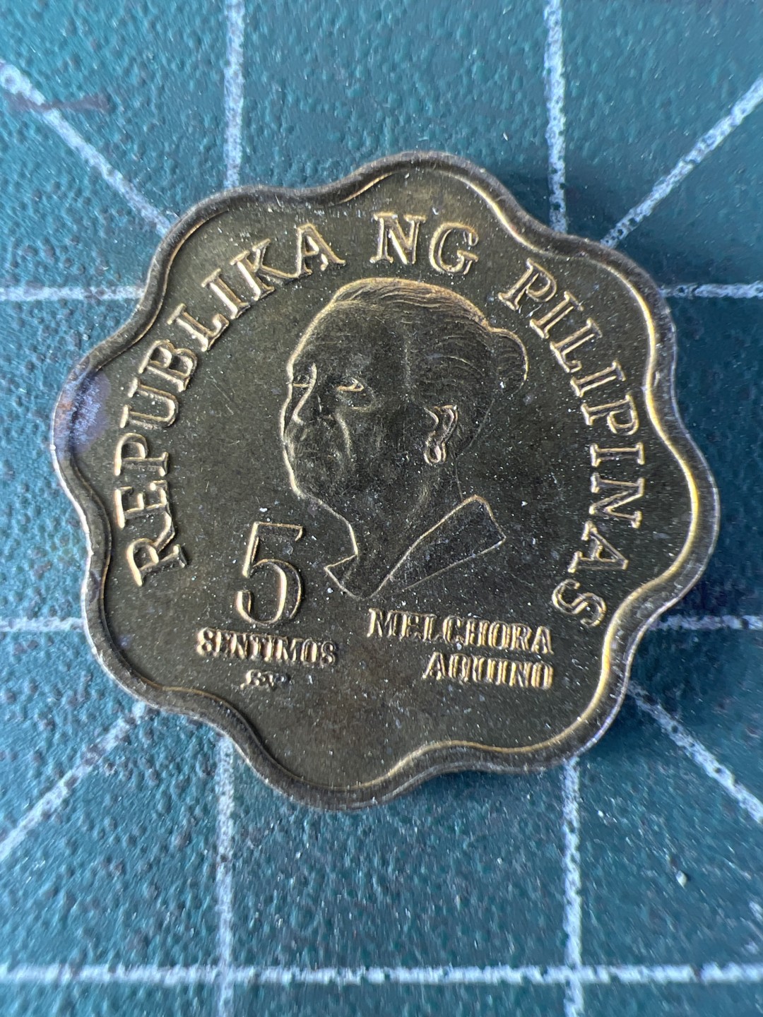 泡泡堂第208期  世界硬币（无押金，无佣金，捡漏，全场20包邮，偏远地区除外） 菲律宾小花边