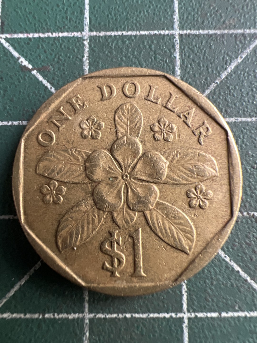 泡泡堂第264期  世界硬币 （无押金，捡漏，全场20包邮，偏远地区除外，接收代拍业务） 新加坡一刀