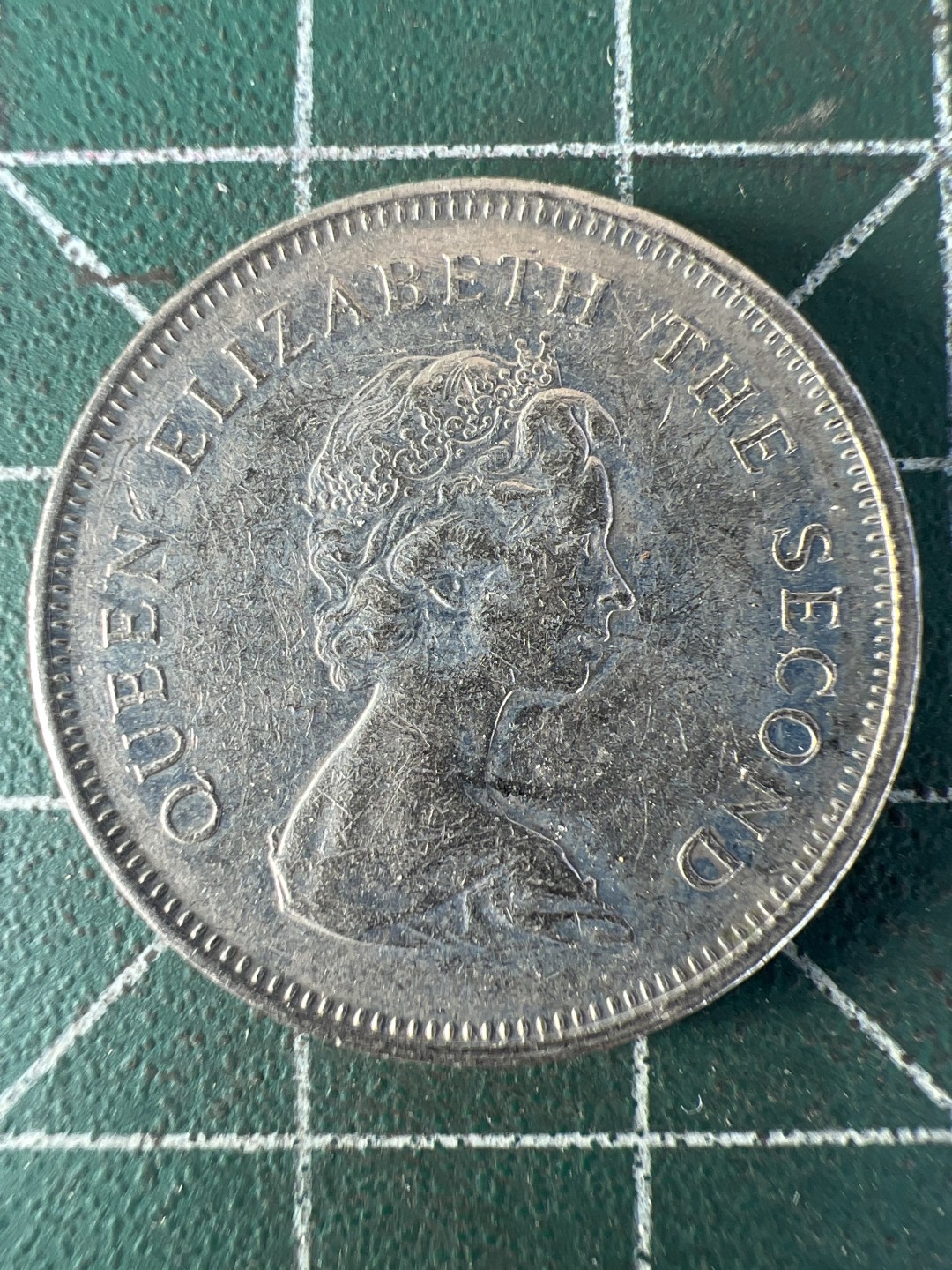 泡泡堂第238期  世界硬币 （无押金，无佣金，捡漏，全场20包邮，偏远地区除外，接收代拍业务） 香港一元