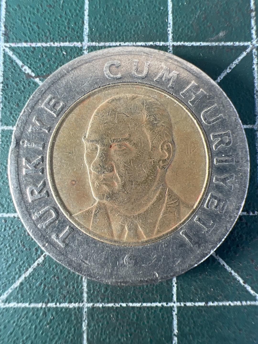 泡泡堂第234期  世界硬币邮票 （无押金，无佣金，捡漏，全场20包邮，偏远地区除外，接收代拍业务） 土耳其2005年一元双色币