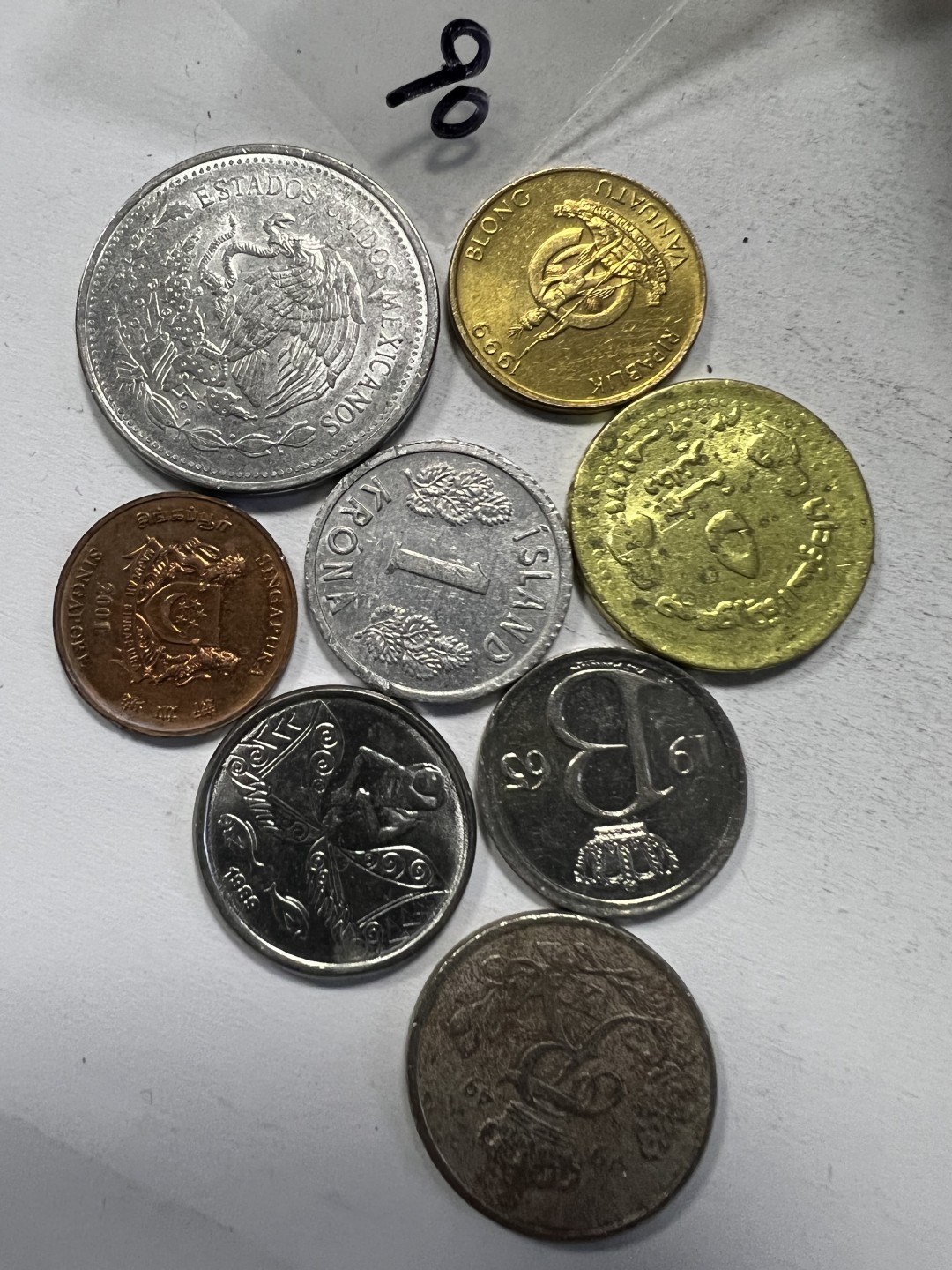 泡泡堂第209期  世界硬币（无押金，无佣金，捡漏，全场20包邮，偏远地区除外） 硬币一袋90