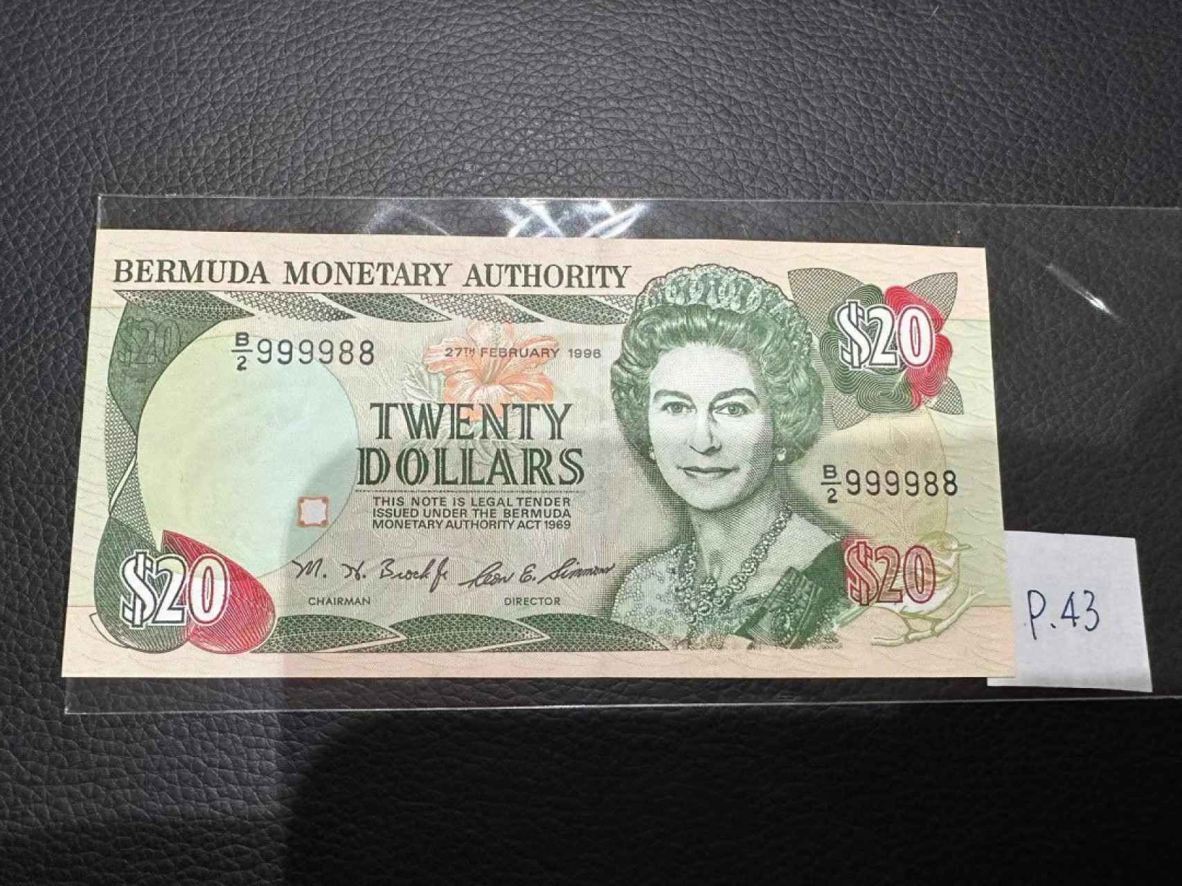 《外钞收藏家》第二百三十期英国女王专场（百慕大与东加勒比） 百慕大1996年20元，999988号券	P43   全新UNC
