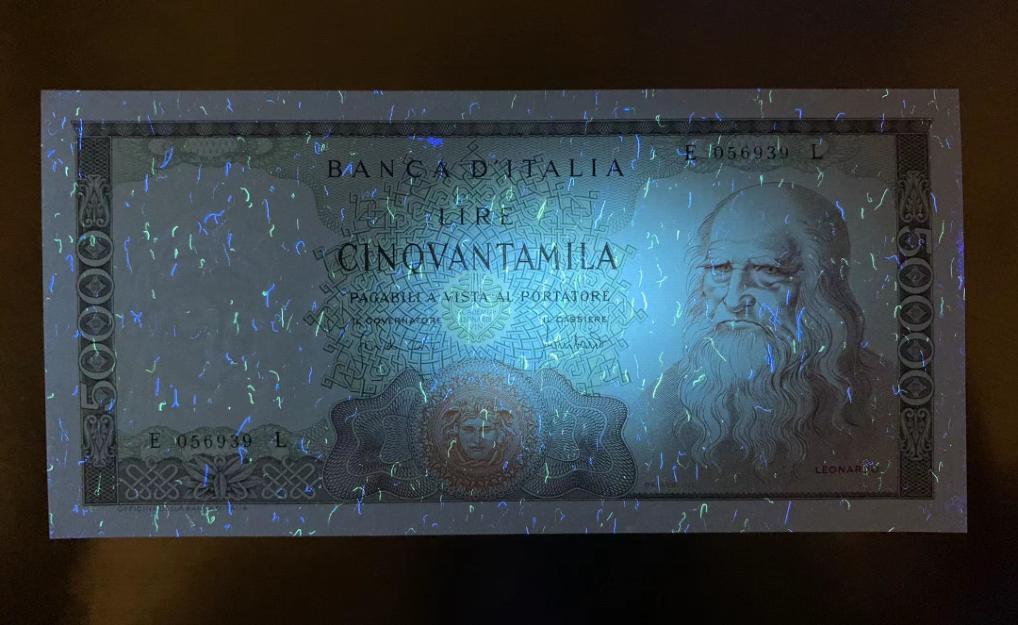 【Blue Auction】✨世界纸币精拍第278期——小年特辑【精】 【无47】意大利 50000里拉 经典达芬奇 设计精美 全新UNC