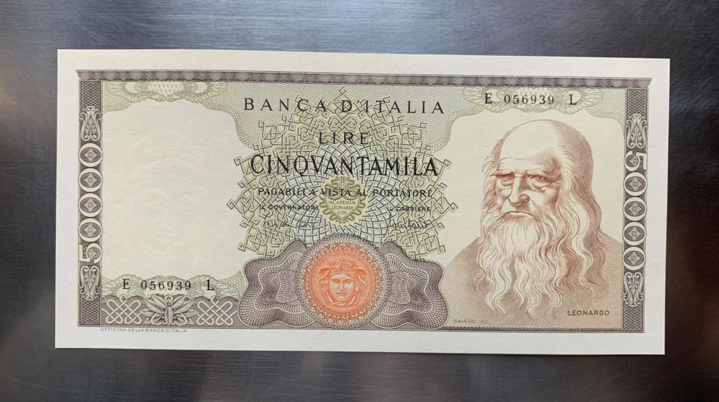 【Blue Auction】✨世界纸币精拍第278期——小年特辑【精】 【无47】意大利 50000里拉 经典达芬奇 设计精美 全新UNC