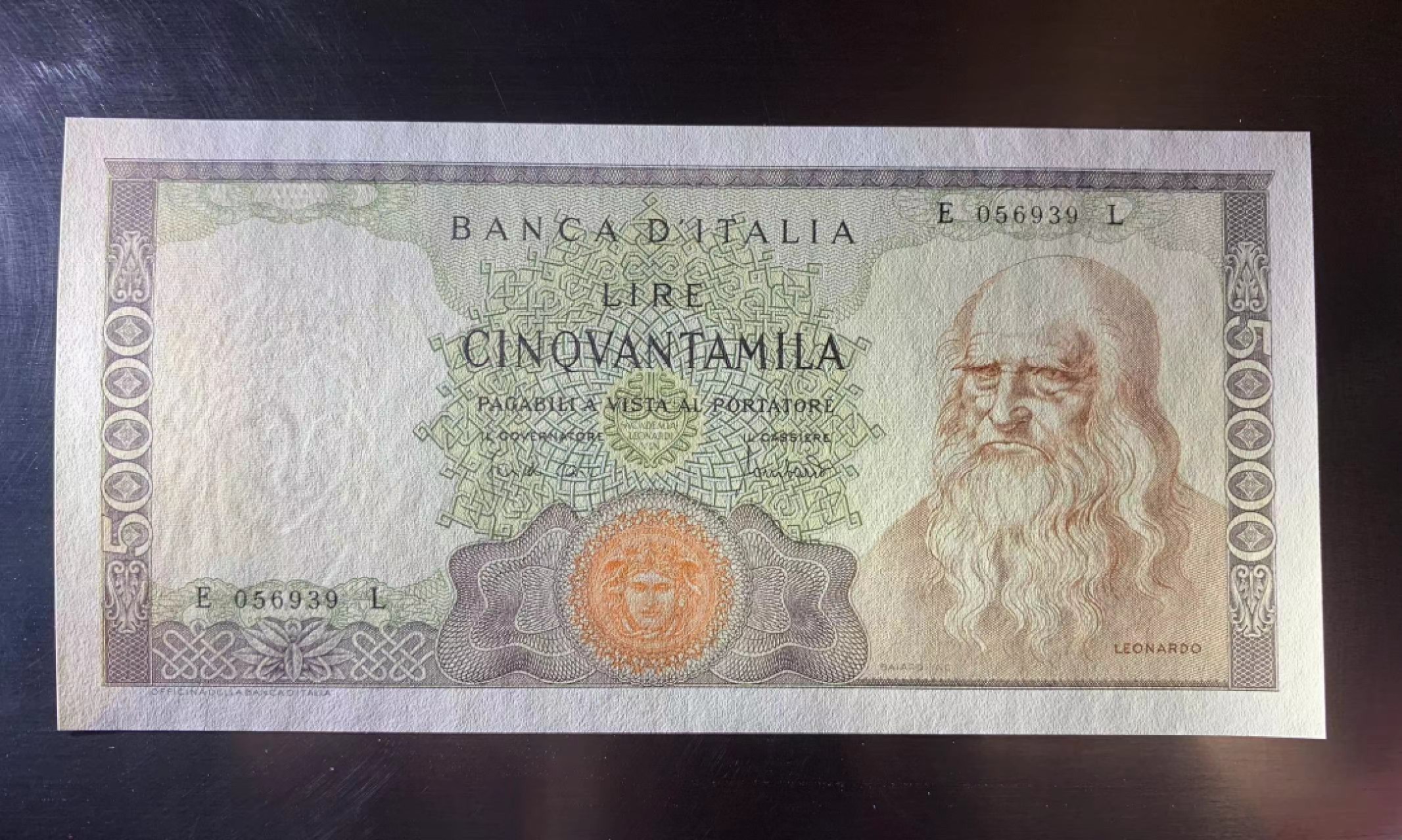 【Blue Auction】✨世界纸币精拍第278期——小年特辑【精】 【无47】意大利 50000里拉 经典达芬奇 设计精美 全新UNC