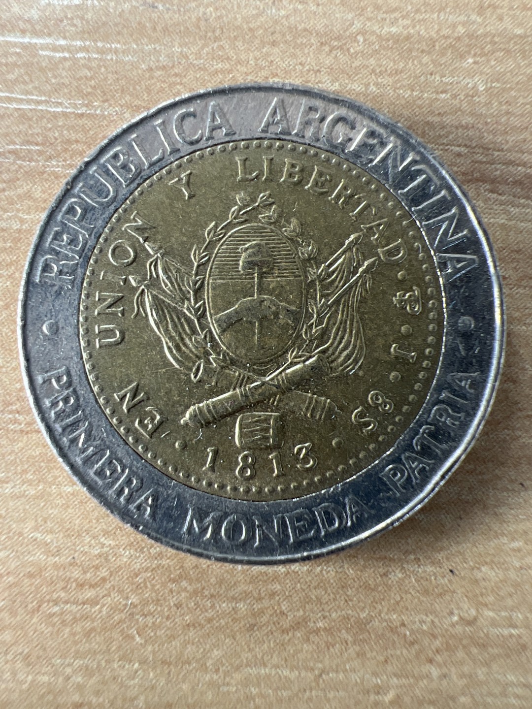 泡泡堂第228期  世界硬币邮票 （无押金，无佣金，捡漏，全场20包邮，偏远地区除外） 阿根廷一比索双色