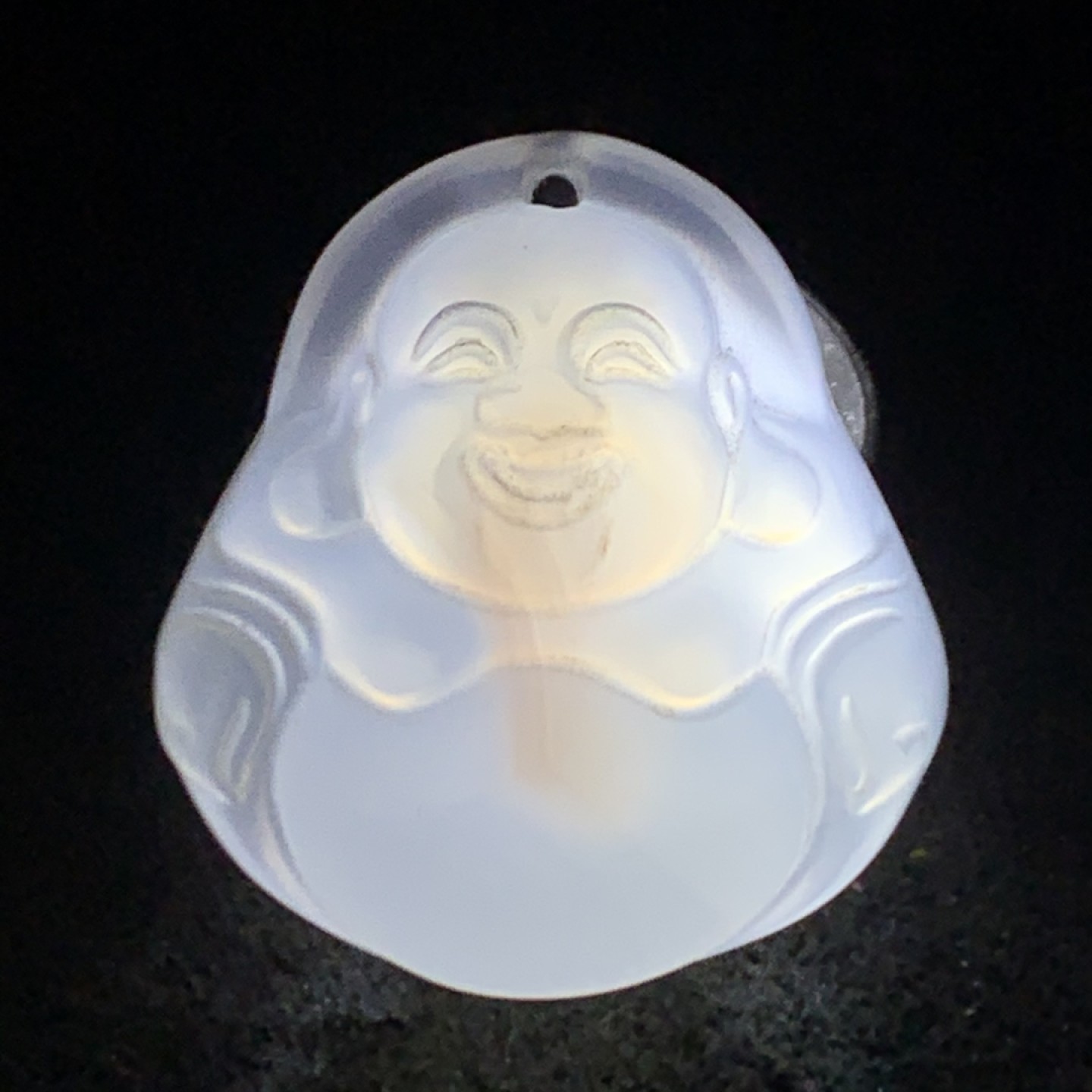 精美天然高玉化缠丝玛瑙雕刻弥勒一个，