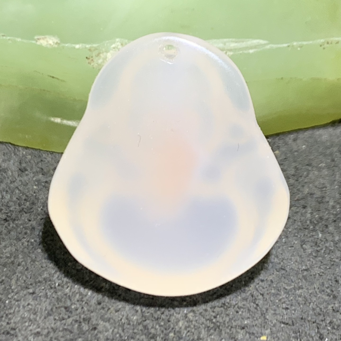 精美天然高玉化缠丝玛瑙雕刻弥勒一个，