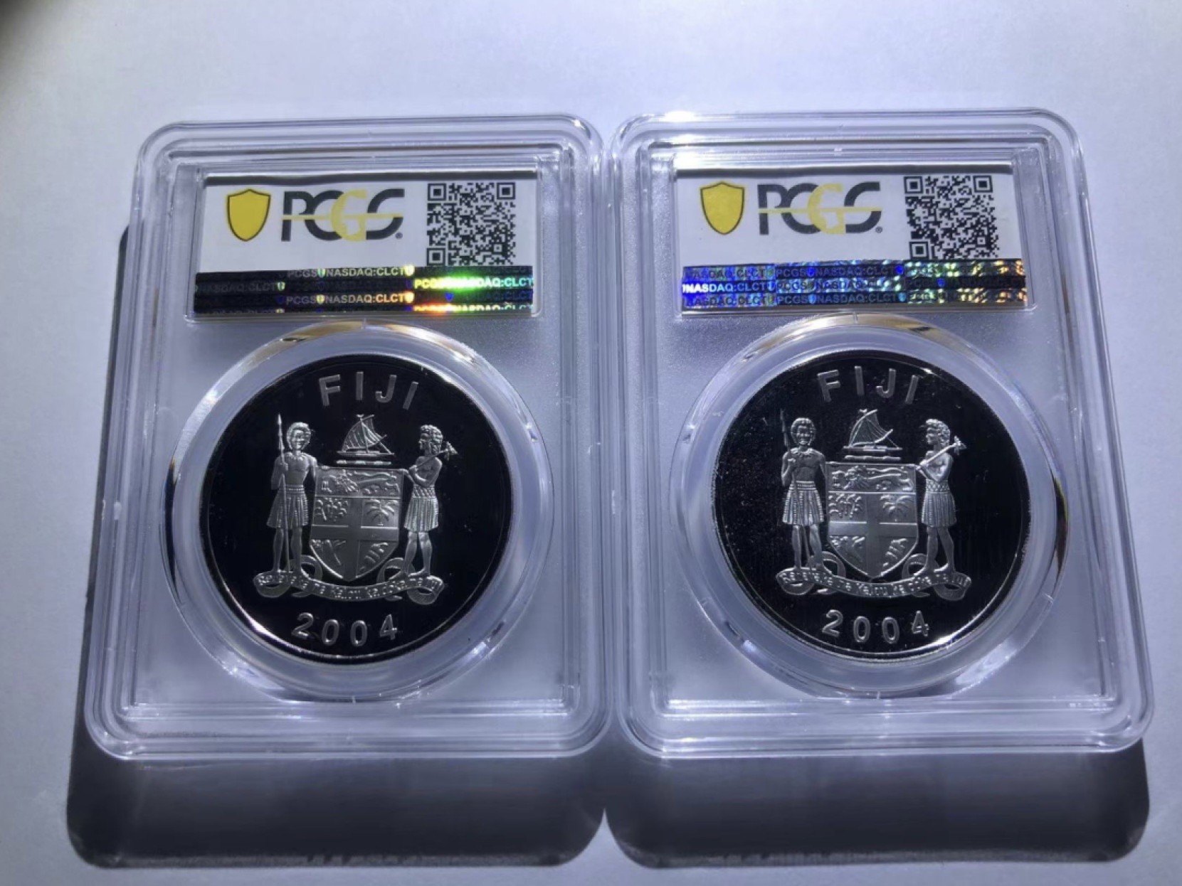 收藏联盟Quantum Auction 第224期拍卖 斐济2004年宋美龄纪念精制银币1元2枚一对 PCGS PF 68-69 发行量少