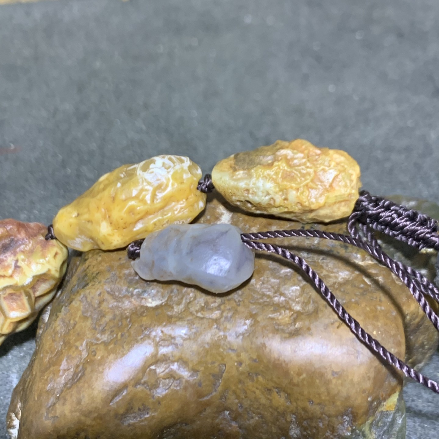 精美筋脉石原石手工编织手串一条
