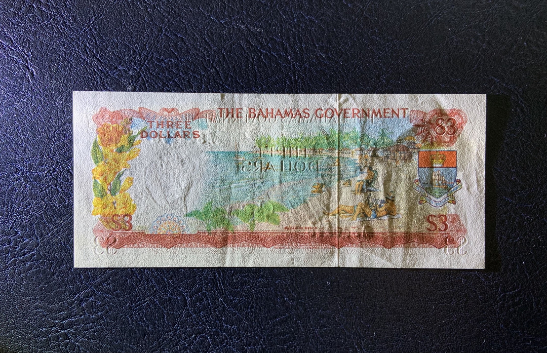 收藏联盟Quantum Auction 第226期拍卖 巴哈马1965年3元 品相AU- 首发年A冠