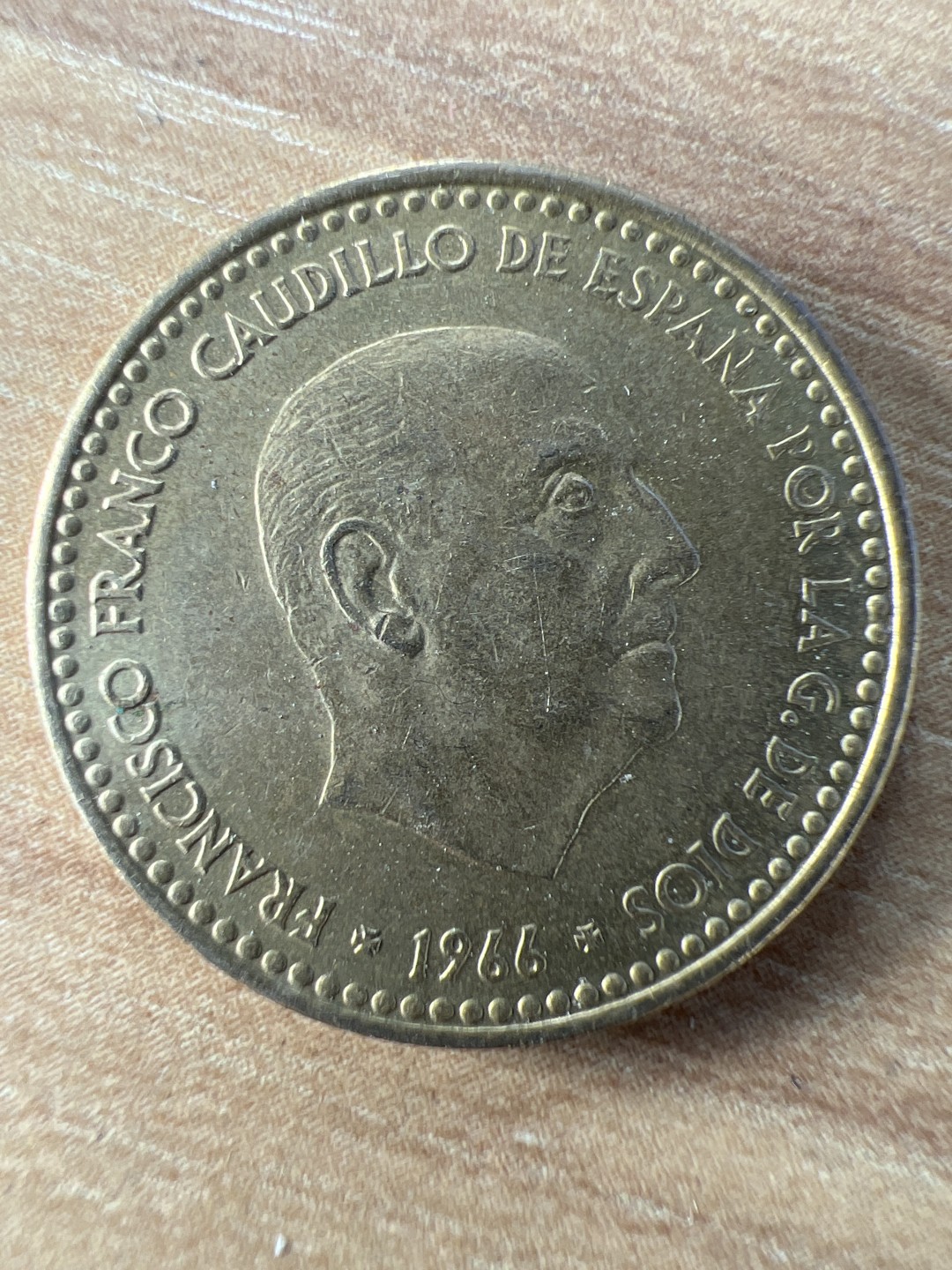 泡泡堂第278期  世界硬币 （无押金，捡漏，全场20包邮，偏远地区除外，接收代拍业务） 西班牙一比塞塔