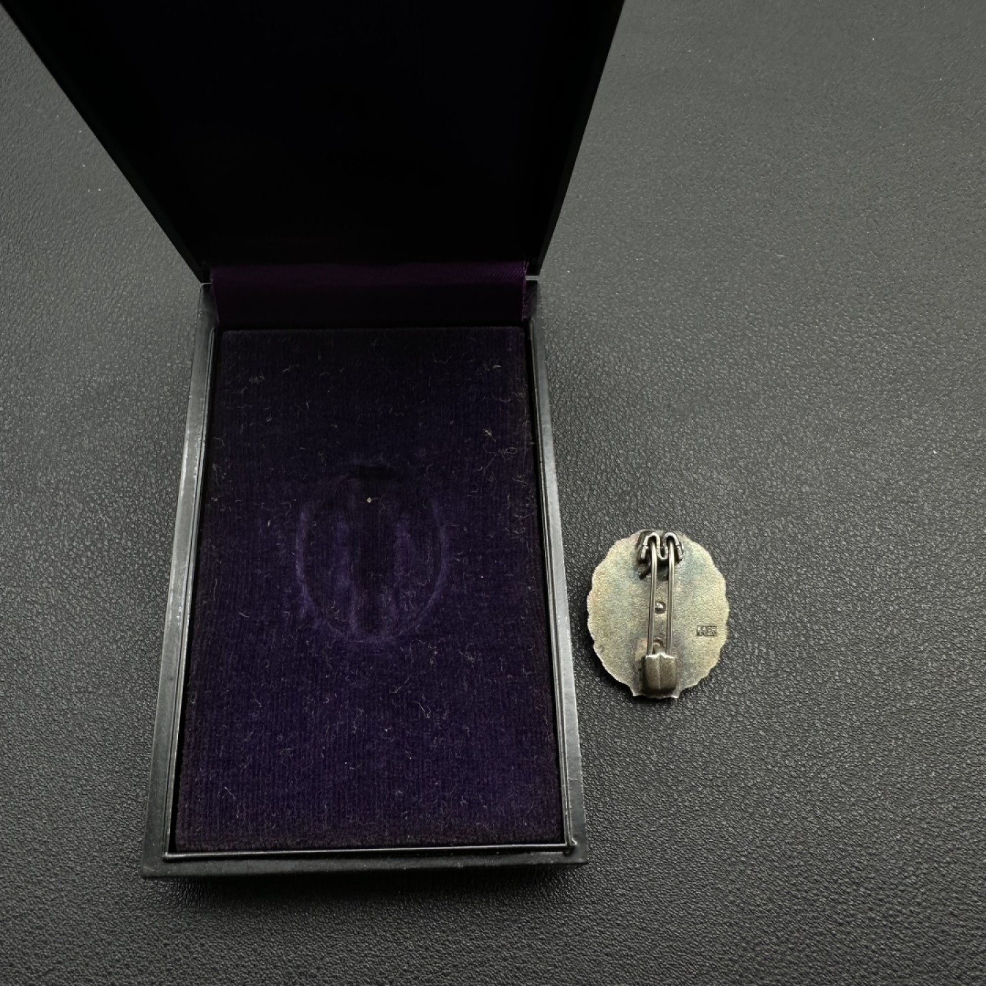 勋章奖章交易所1月14日群拍 日本铁道部徽章