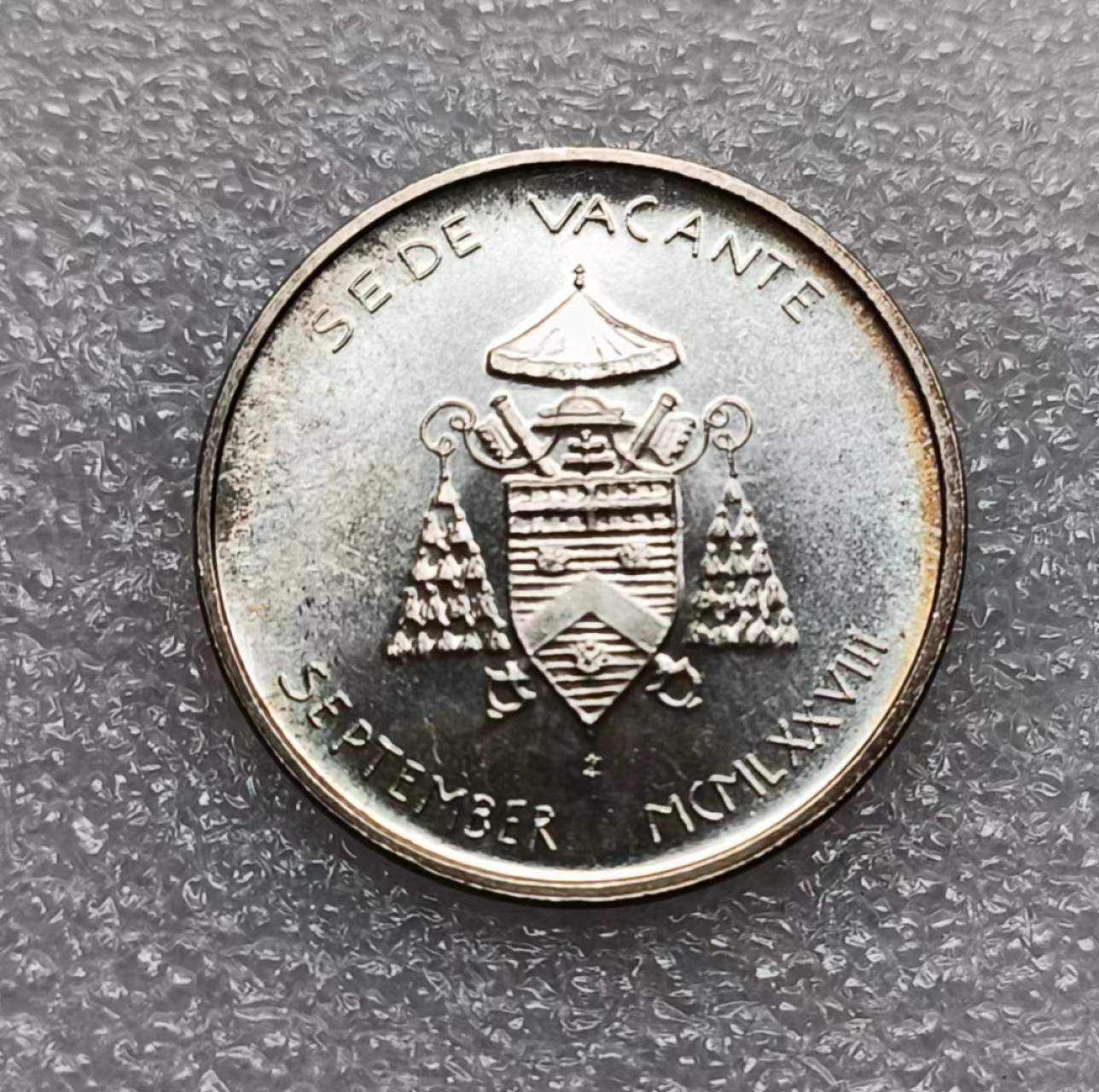 瓶子🏺第74期拍卖会  梵蒂冈1978年500里拉 教宗缺位纪念币 银币