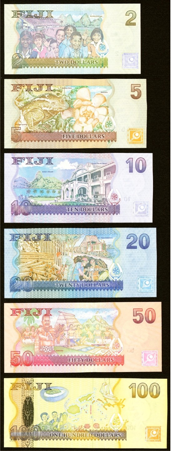 【Blue Auction】✨世界纸币精拍第280期——喜迎新春特别场【精】 【一组6张全套原装带册 首发2722全同小号】斐济 2007年2-100元 女王纸币 非常精美 全新UNC