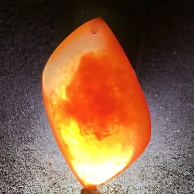 川料南红玛瑙吊坠一个 川料南红玛瑙吊坠一个