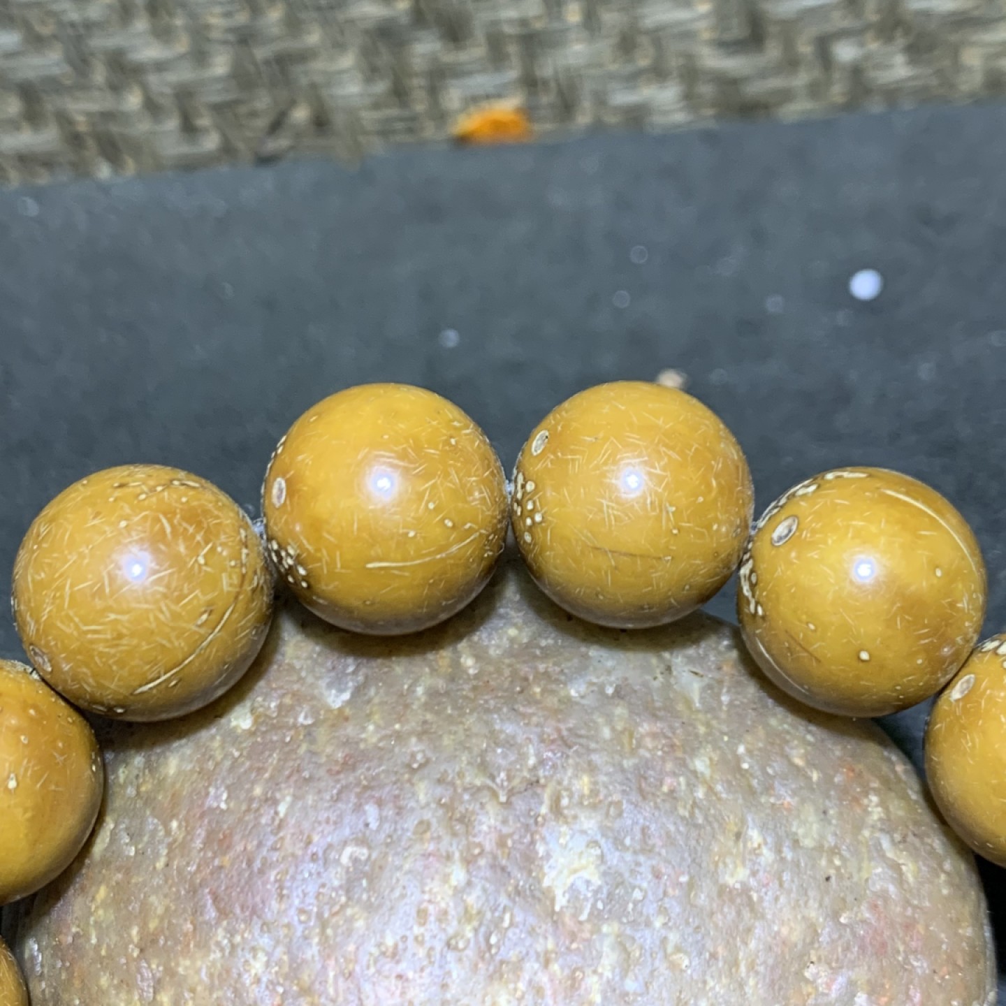精美招财紫金鼠菩提光珠手串一条