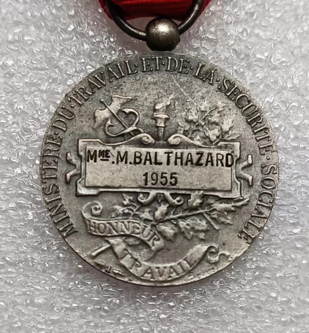 瓶子🏺第74期拍卖会 法国1955年银质劳动奖章12克