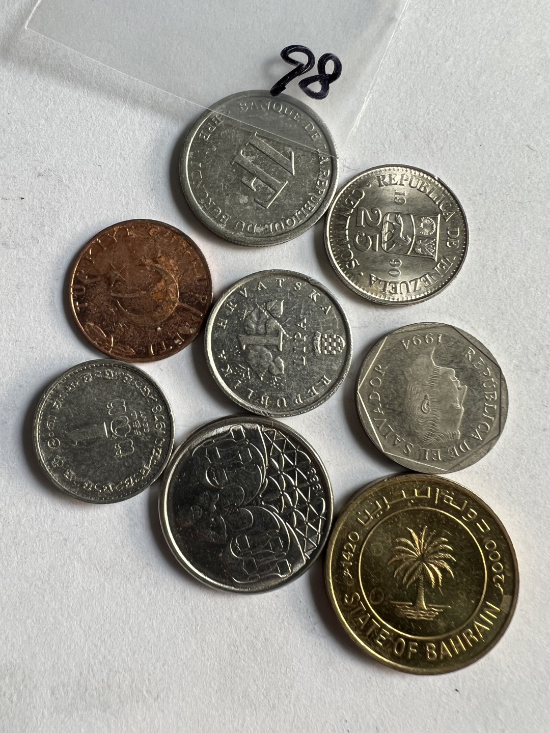 泡泡堂第209期  世界硬币（无押金，无佣金，捡漏，全场20包邮，偏远地区除外） 硬币一袋98