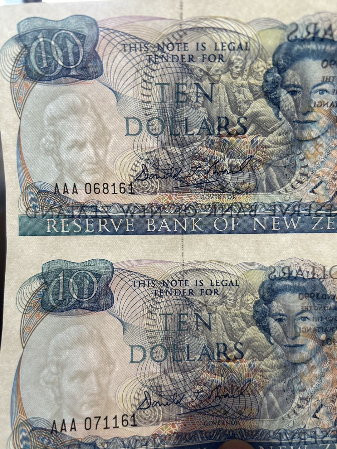 收藏联盟Quantum Auction 第226期拍卖 新西兰1990年10元纪念钞两连体 品相全新UNC AAA冠 