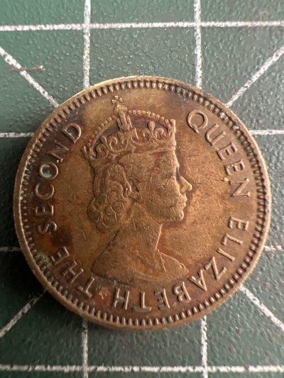 泡泡堂第265期  世界硬币 （无押金，捡漏，全场20包邮，偏远地区除外，接收代拍业务） - 香港尖冠一毫