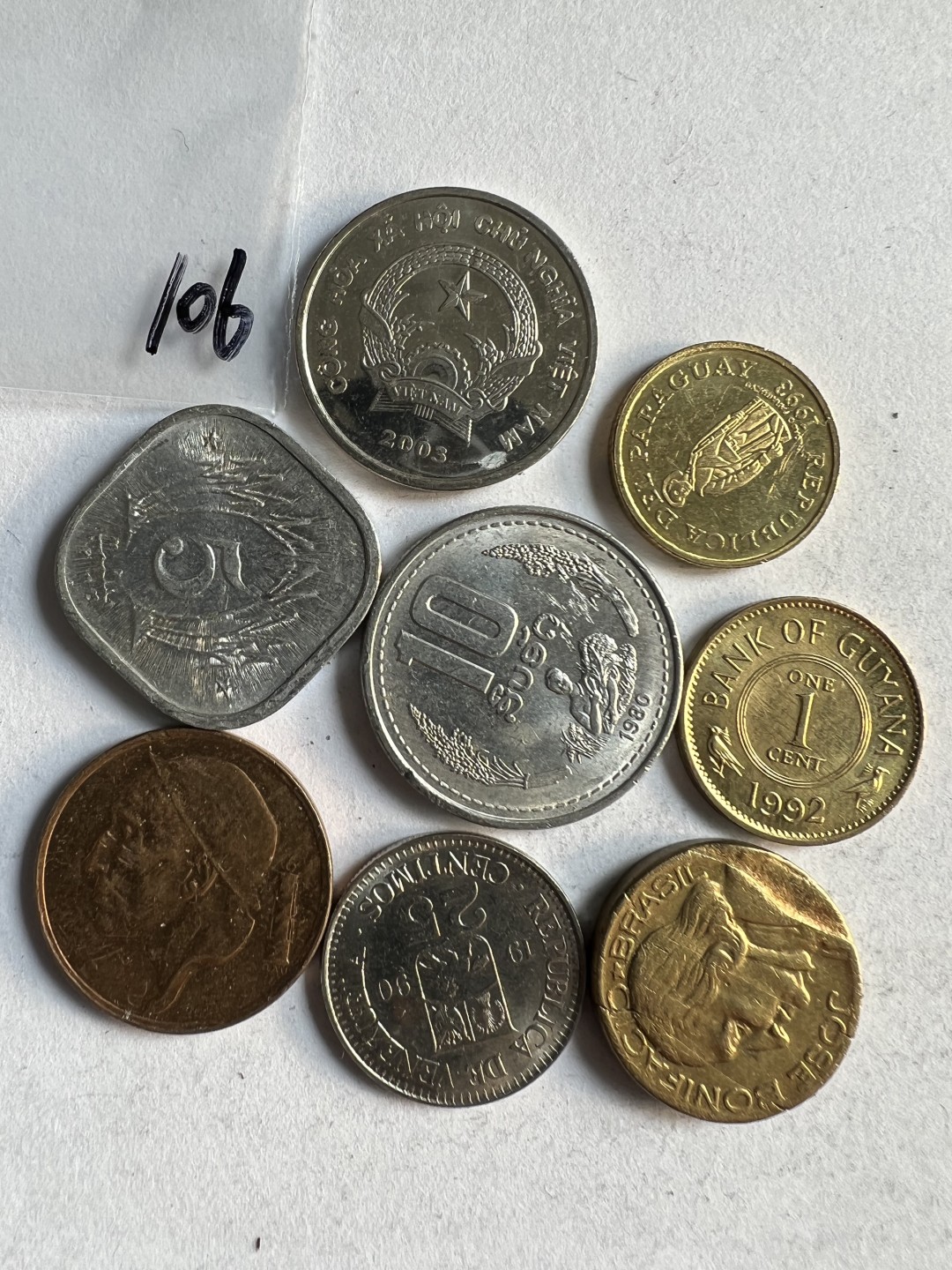 泡泡堂第198期  世界硬币（无押金，无佣金，捡漏，全场20包邮，偏远地区除外） 硬币一袋106