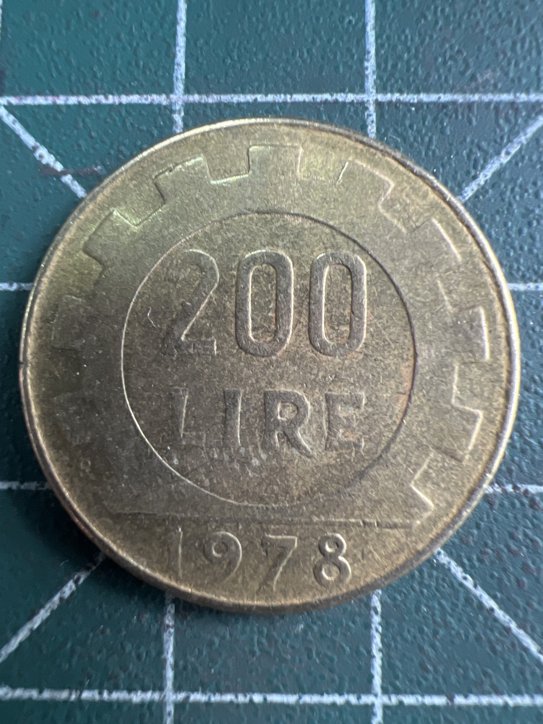 泡泡堂第200期  世界硬币（无押金，无佣金，捡漏，全场20包邮，偏远地区除外） 意大利200里拉