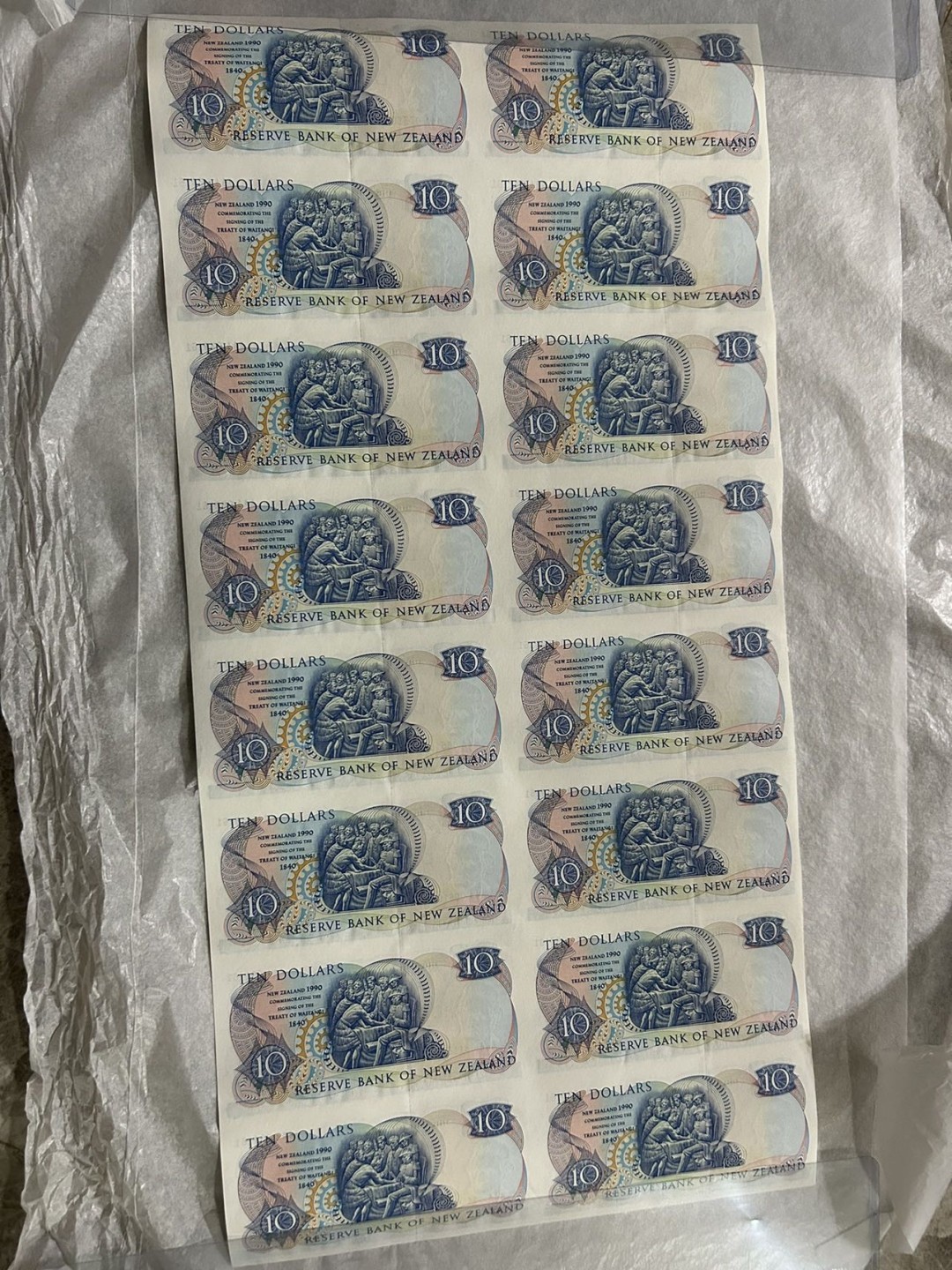收藏联盟Quantum Auction 第226期拍卖 新西兰1990年10元纪念钞16连体 品相全新UNC AAA冠 
