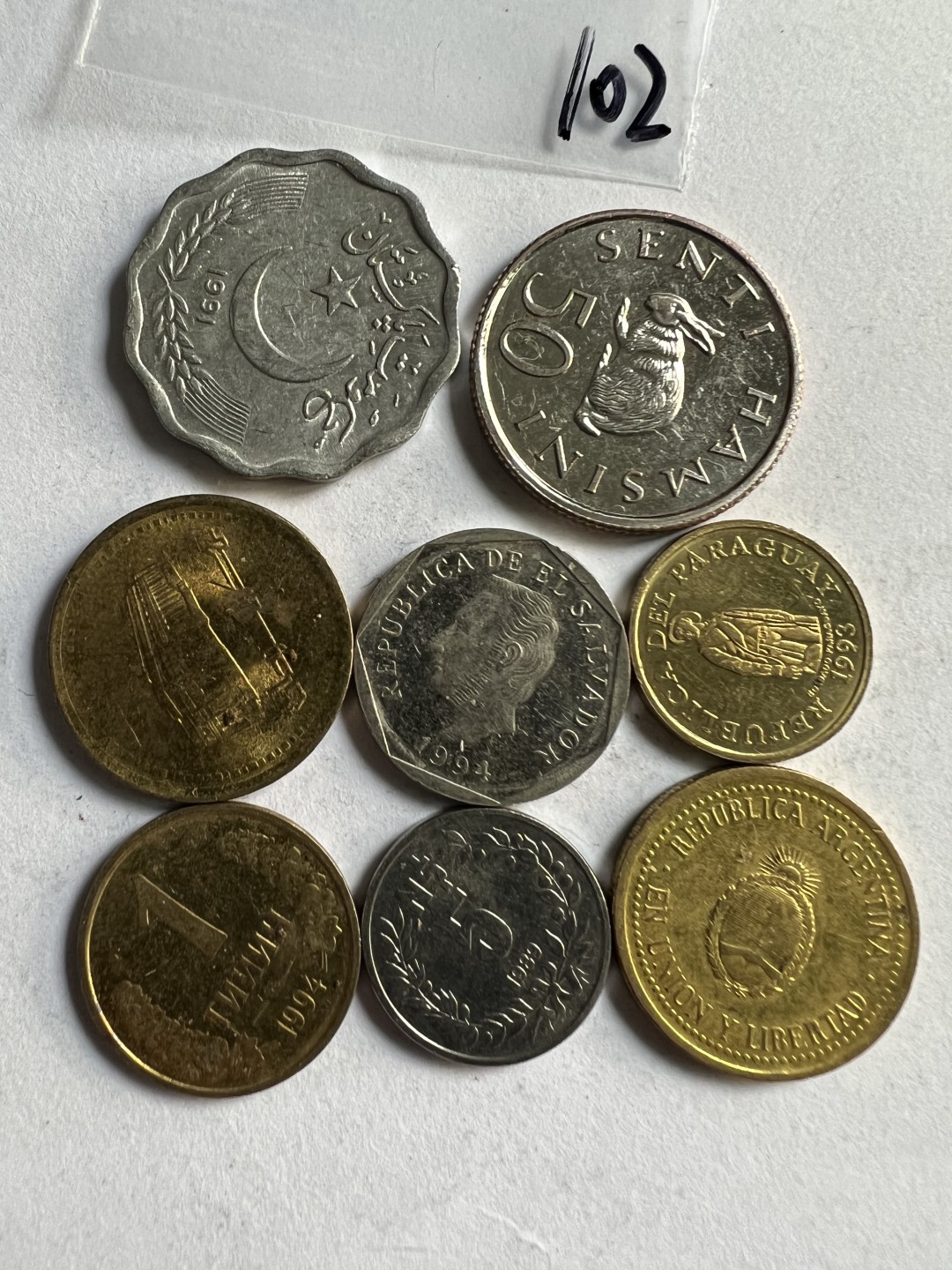 泡泡堂第214期  世界硬币（无押金，无佣金，捡漏，全场20包邮，偏远地区除外） 硬币一袋102