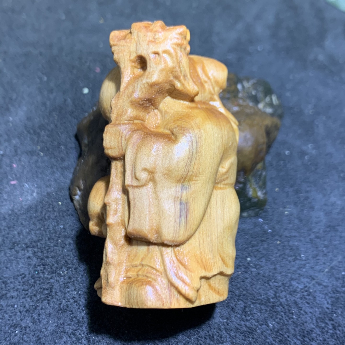 崖柏雕刻寿星公手把件一个，