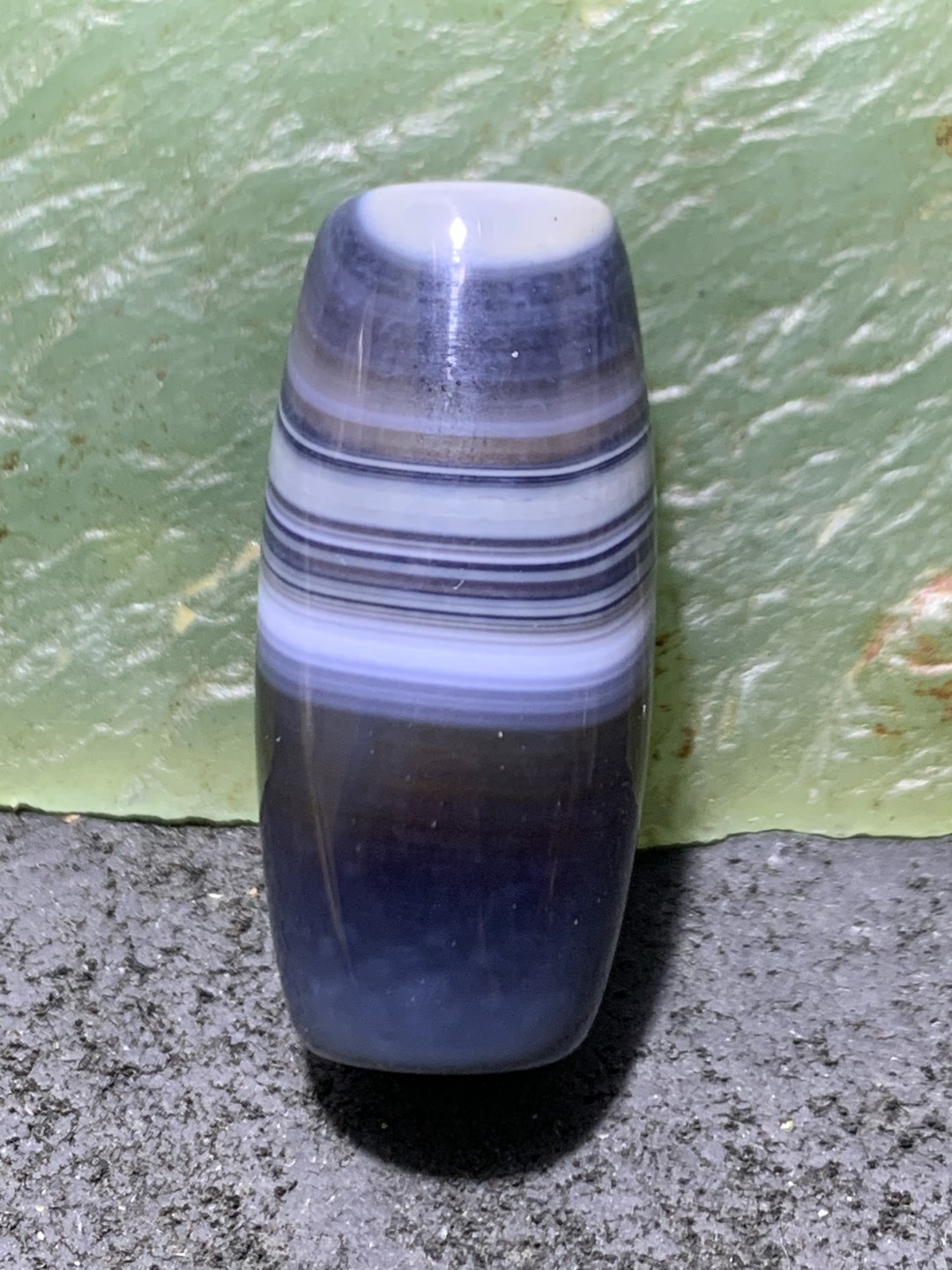 精美高玉化千层纹缠丝玛瑙桶珠一颗，