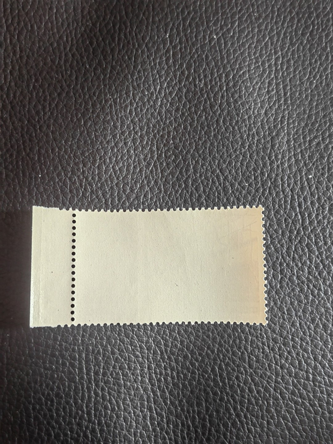 洪涛臻品批发群  精选邮票限时拍卖第一百四十三期 特67石油  5-5 盖销  20分【总筋】 带厂名一枚，全品 评级品相，白胶润泽，老纪特精品高价票，总筋一枚占总价值的80%以上，厂名稀缺货，喜欢不要错过