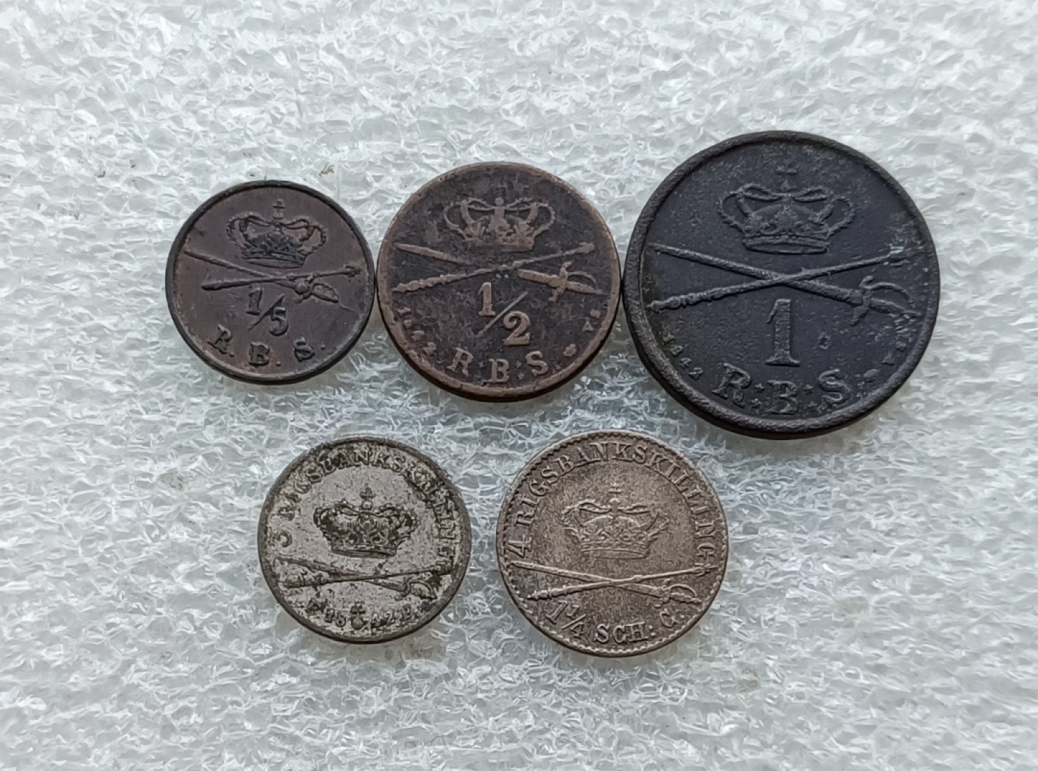 彼得堡世界钱币勋章拍卖第35期，周五六两连拍