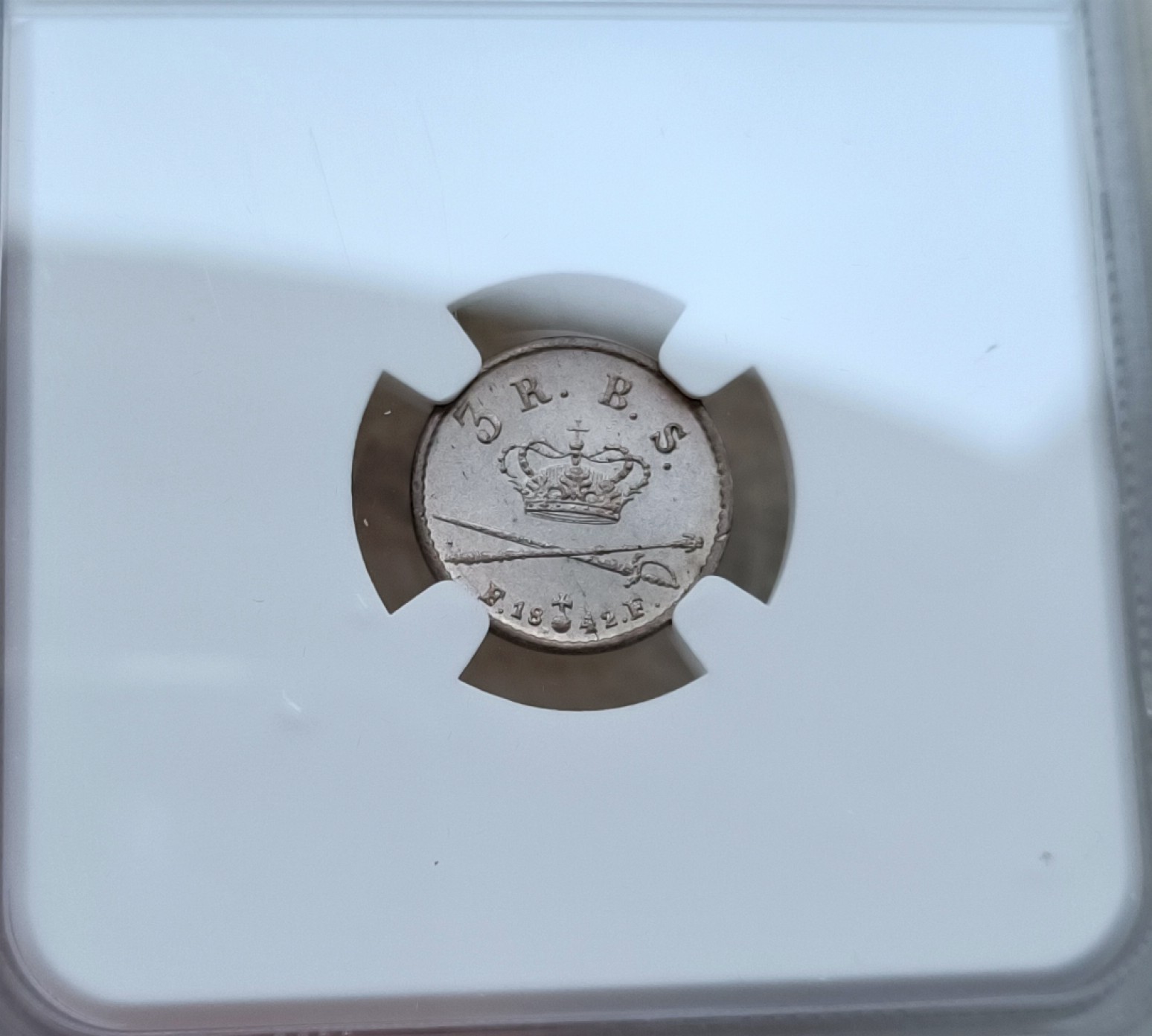 彼得堡世界钱币勋章拍卖第35期，周五六两连拍