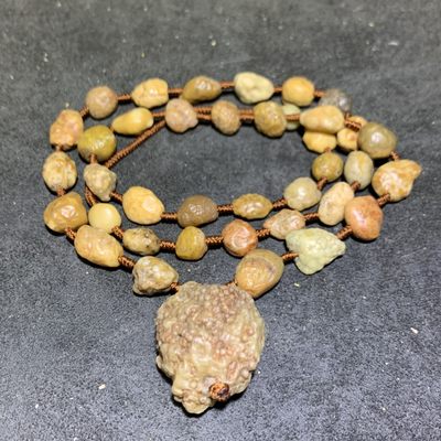 精美戈壁老料筋脉石原石项链一条 - 精美戈壁老料筋脉石原石项链一条