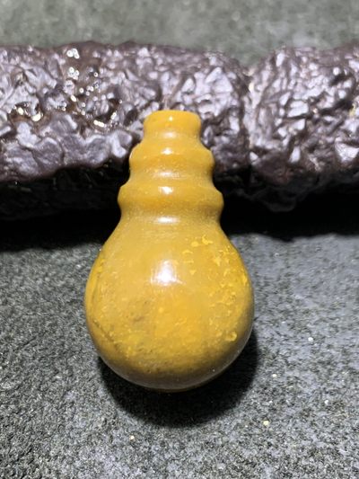精美高润度黄料蒙料战国红玛瑙一体佛头三通一个！ - 精美高润度黄料蒙料战国红玛瑙一体佛头三通一个！