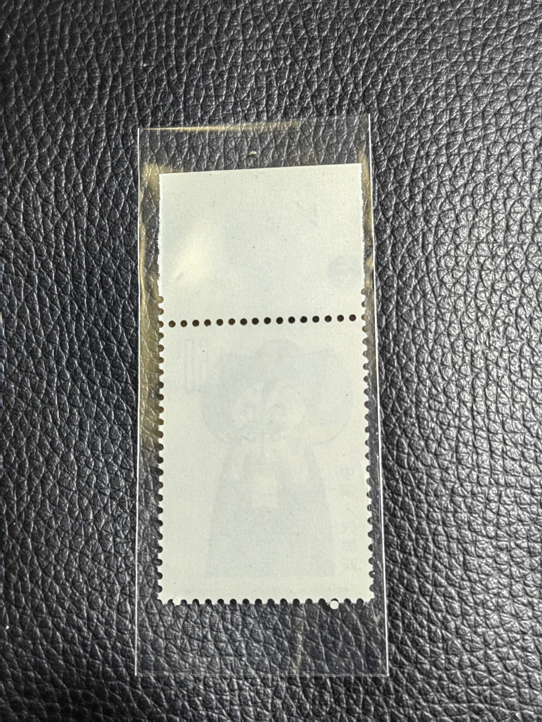 洪涛臻品批发群  精选邮票限时拍卖第一百四十四期 T45脸谱8-7新一枚，版期全品嘎嘎绝，带色标，正宗版撕货，一手撕版，带硅胶手套撕版，收藏级品相，喜欢不要错过